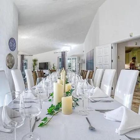 Villa Golfinhos - Magnificent & Spacious 5 Bedroom Carvoeiro (Lagoa)