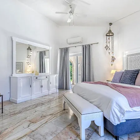 Golfinhos - Magnificent & Spacious 5 Bedroom Villa Carvoeiro (Lagoa)