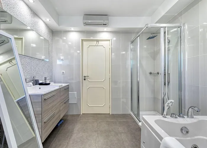 Golfinhos - Magnificent & Spacious 5 Bedroom Carvoeiro (Lagoa)