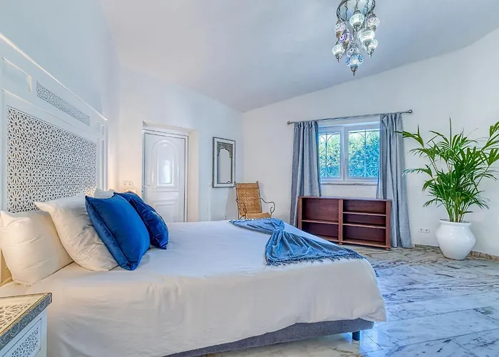 Golfinhos - Magnificent & Spacious 5 Bedroom