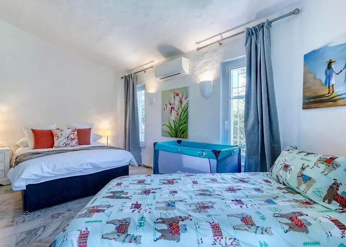 Golfinhos - Magnificent & Spacious 5 Bedroom Carvoeiro (Lagoa)