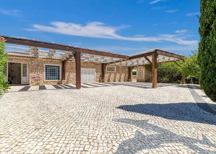 Villa Golfinhos - Magnificent & Spacious 5 Bedroom Carvoeiro (Lagoa)