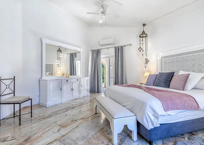 Golfinhos - Magnificent & Spacious 5 Bedroom Villa Carvoeiro (Lagoa)