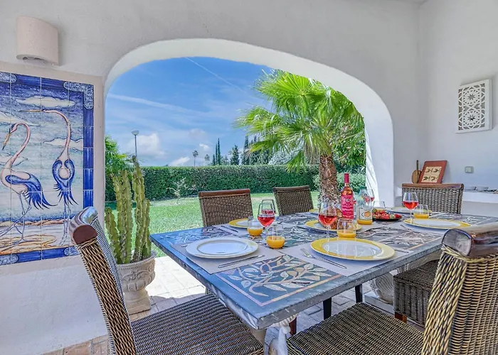 Villa Golfinhos - Magnificent & Spacious 5 Bedroom Carvoeiro (Lagoa)