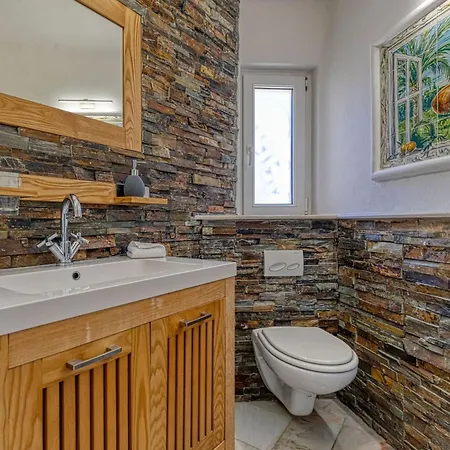 Golfinhos - Magnificent & Spacious 5 Bedroom Carvoeiro (Lagoa)