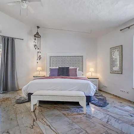 Villa Golfinhos - Magnificent & Spacious 5 Bedroom Carvoeiro (Lagoa)