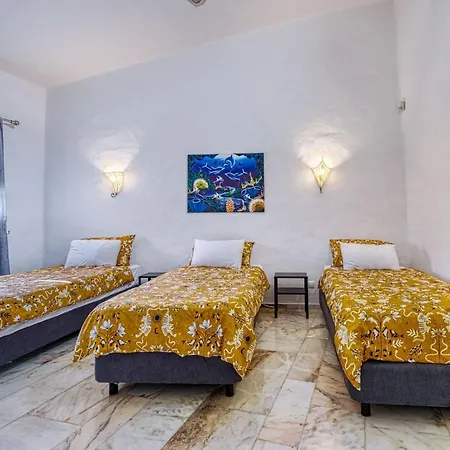 Villa Golfinhos - Magnificent & Spacious 5 Bedroom