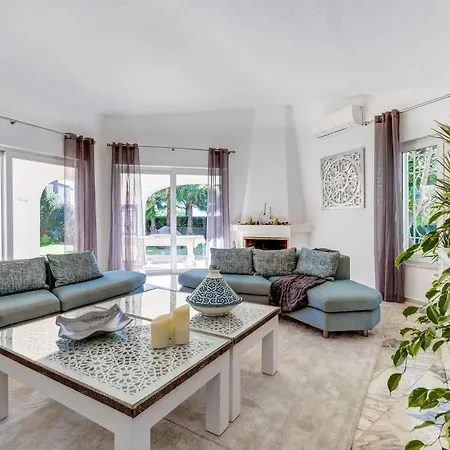 Golfinhos - Magnificent & Spacious 5 Bedroom *